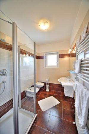 Pension Steingarten Аппиано-Сулла-Страда-дель-Вино Номер фото